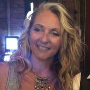 Meet your Posher, Vickie